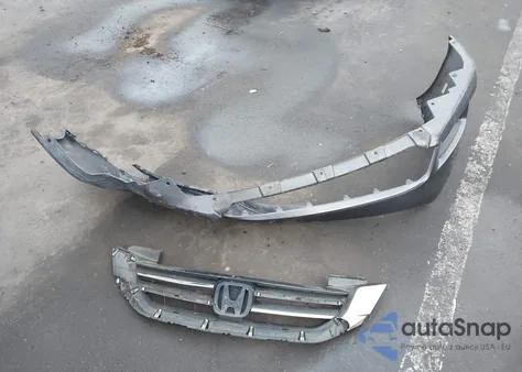 2013 Honda Accord Lx z USA, uszkodzony, nr VIN 1HGCR2F32DA110730